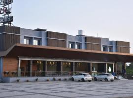 Hotel VR Inn - Statue of Unity, hotel v destinaci Bhanadra