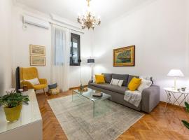 Nadia’s Boutique Apartment, Athens, cheap hotel in Athens