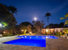 Pousada Chácara Das Acácias, hotel v destinaci Paraty