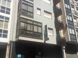 RESIDENCIA UNIVERSIDAD, hotel a Ourense