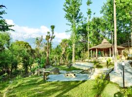 Dev Bhoomi Farms & Cottages, hotel en Dharamshala