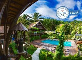 Boutique Village Hotel, hotel em Praia de Ao Nang