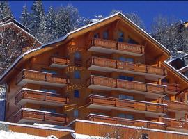 Newly renovated 7-9pers Luxury Chalet in Meribel Centre 85m2 3BR 3BA with stunning Mountain View, hotel din Méribel