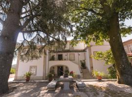 Quinta de Malta, hotel with pools in Durrães