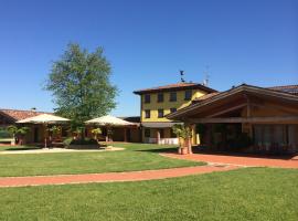Corte all'Olmo, hotel v destinaci Ca' di David