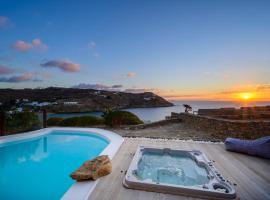 Beyond Beachfront Super Paradise Villa, villa à Mykonos