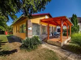Holiday home in Balatonkeresztur 19529