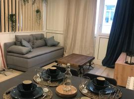 LOFT T2 by locations_lepuyenvelay, Hotel in Le Puy-en-Velay