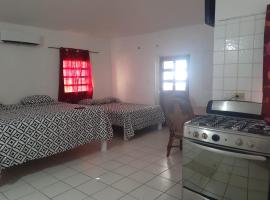 Calinago Friendly Family Sxm, rental pantai di Philipsburg