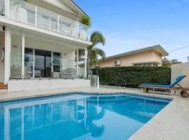 Lazy Days by Stay Noosa, Hotel in Noosaville