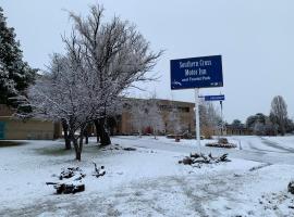 Southern Cross Motor Inn, hotel in Berridale