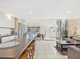 Spacious 3 bedroom apartment opposite surf club, apartment in Kingscliff