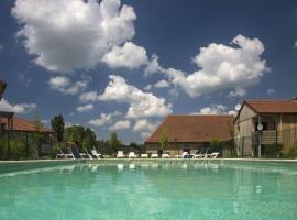 Vacancéole - Résidence Le Clos du Rocher, Hotel in Les Eyzies-de-Tayac