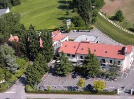 Hotel Piroga Padova – hotel z zapleczem golfowym w mieście Abano Terme