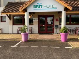 Brit Hotel Essentiel Moulins Avermes, hotel v destinaci Avermes