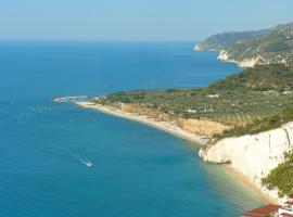 Camping Fontana delle Rose, hotel sa Mattinata