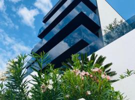 New&Luxury Apartment with an Outstanding View - Bombii Blue, hotel Museum of Modern Art Dubrovnik környékén Dubrovnikban