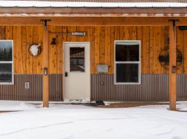 Bunkhouse, villa in West Yellowstone