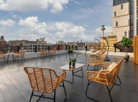 44 Renshaw Apart Hotel