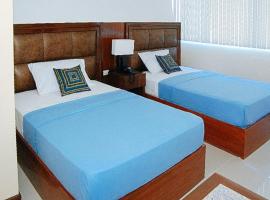 Sky Garden Hotel by RedDoorz, hotel v destinaci Roxas City