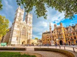 Queen Victoria Apartments