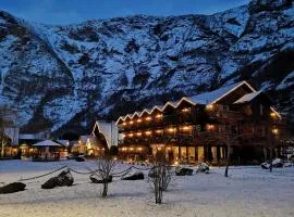 3 hotel in Flam