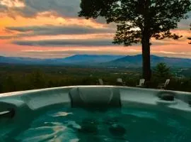 RL Breathtaking views and grand unique style private mountain retreat 4WD recommended