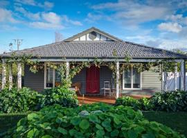Pomegranate Guest House: Healesville şehrinde bir otel