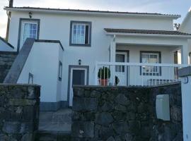 Casa da Isabel, self catering accommodation in São Roque do Pico