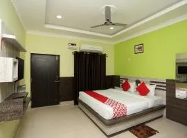 FabHotel Aditya Guest House 3