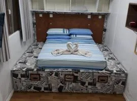 Kitinet Container próximo Praia e Beto Carrero
