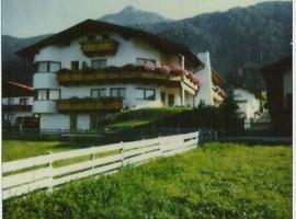 Landhaus Brigitta, casa di campagna a Innsbruck