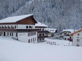 Casa Meme-Gabry, hotel povoľujúci pobyt s domácimi zvieratami v destinácii Canazei