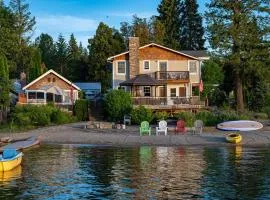 Charming Lakefront Cabin with Deck and Fire Pit!