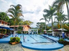 Hotel Porton de Occidente โรงแรมในซานเฮโรนิโม