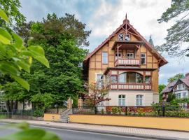 Haus auf dem Huegel Appartement 2, hotel in Bansin