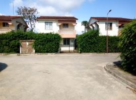 Fully Furnished 3-Bedroom Holiday Villa at Bandari Villas, apartment in Mombasa