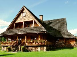 Willa Stasia, hotel with pools in Ustrzyki Dolne