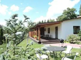 Holiday Home with a large terrace in Kolczewo