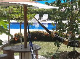 LA KINTA DE SAN PEDRO Casa Campestre con piscina，卡門阿皮卡拉的鄉間別墅
