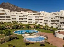 Gorgeous Apartment In Benalmádena