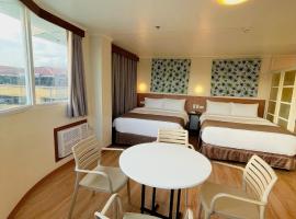 ๋ ๊ฐ์คํผ์ ์์นํ ํธํ
Hotel Sentro Legazpi