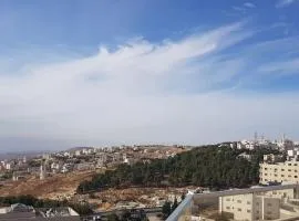 Penthouse overlooking Jordan valley