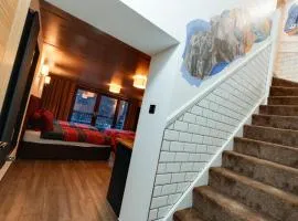 Alberts Apartments
