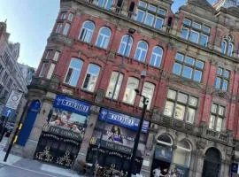 4 bed city centre flat