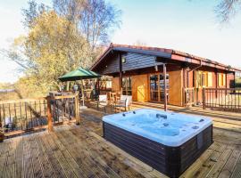 Osprey Lodge, hotel with parking in Tattershall