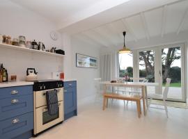 Seaside Retreat, beach rental in Rye Harbour