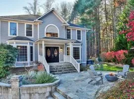 Gorgeous home with hot tub just 7 miles to downtown Asheville!