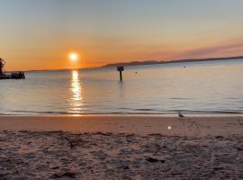 Nuts About the Bay, apartment in Nelson Bay