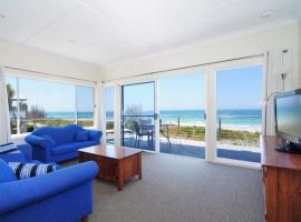 Jervis Bay Waterfront, holiday home in Vincentia